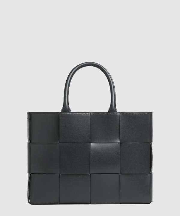 보테가베네타 스트랩을 갖춘 스몰 아르코 토트백 766954