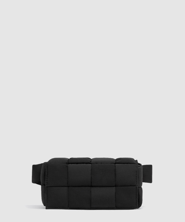 보테가베네타 카세트 벨트백 679763