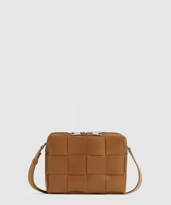 보테가베네타 카세트 카메라 백 730027