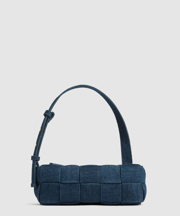 보테가베네타 데님 브릭 카세트백 751427