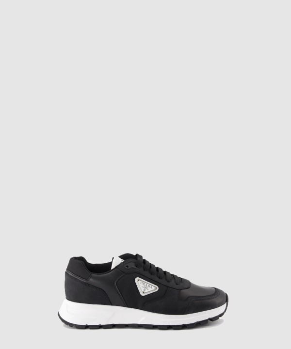 프라다 누벅 나일론 하이탑 스니커즈 2EE390