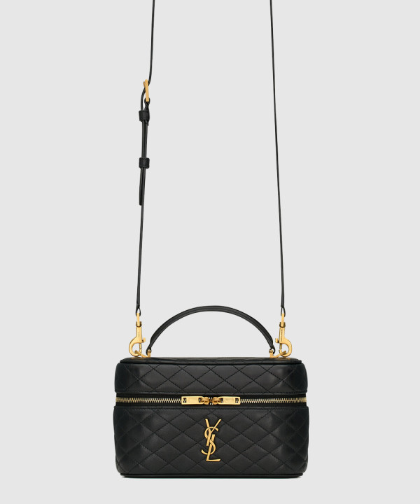 생로랑 램스킨 소재의 gaby 배니티백 766731