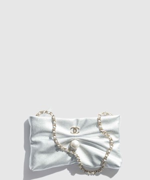 샤넬 체인 달린 미니백 AP4613