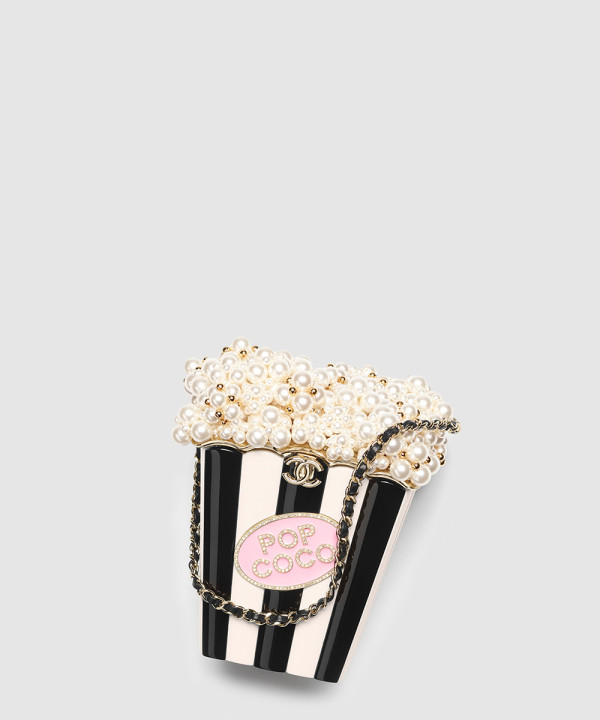 샤넬 케이스 AS5217