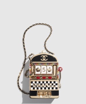 샤넬 메탈 숄더백 AS3715