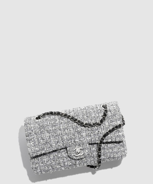 샤넬 클래식 플랩백 A01112