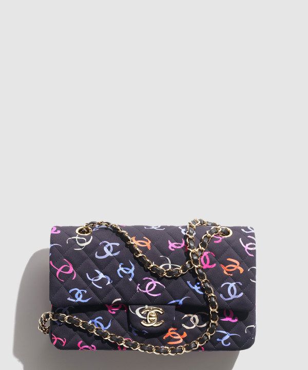 샤넬 클래식 플랩백 A01112