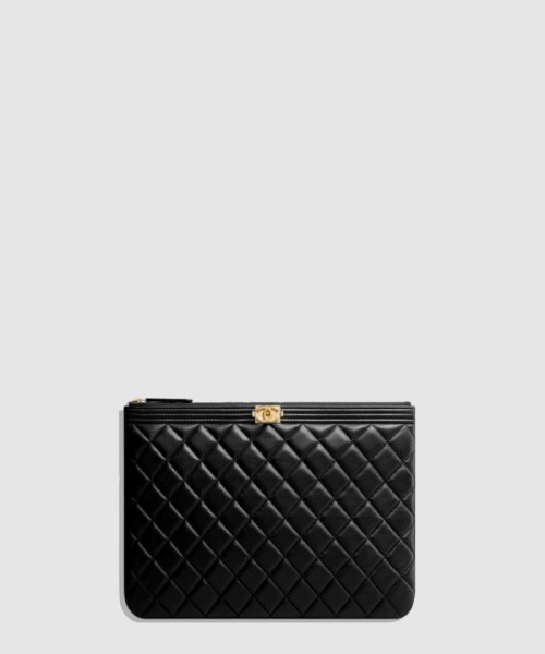 샤넬 보이 클러치 미듐 A84406