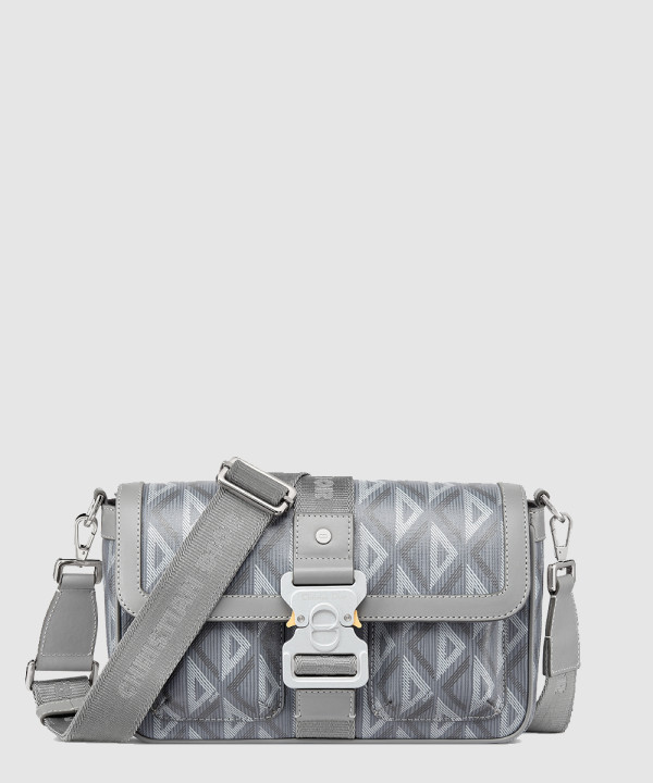 디올 히트 더 로드 메신저백 1ESME