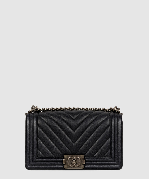 샤넬 쉐브론 보이백 캐비어 미듐 A67086