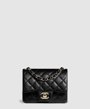 샤넬 클래식 램스킨 쁘띠삭 A35200