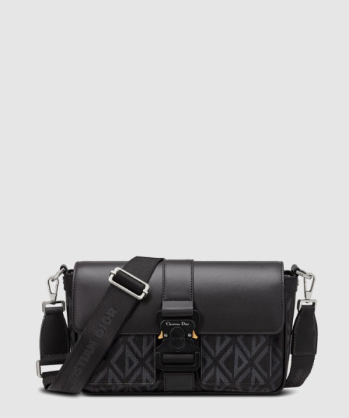 디올 히트 더 로드 메신저백 1ESME