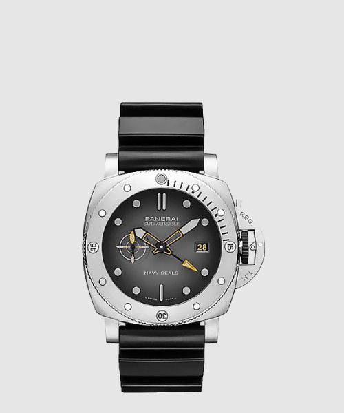 파네라이 루미노르 GMT 44 01323