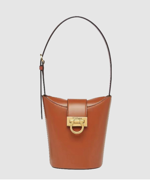 페레가모 트리폴리오 버킷백 211194