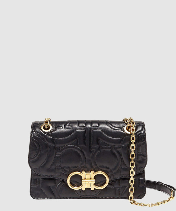 페레가모 퀼티드 간치니 플랩백 라지 21H168