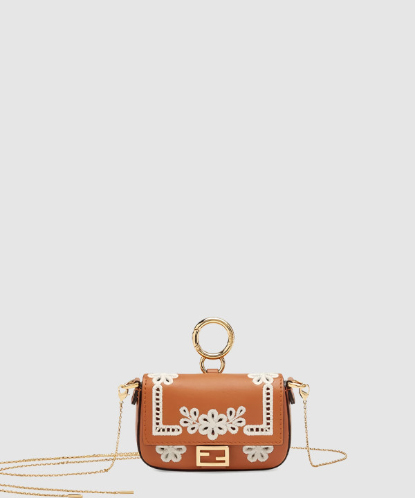 펜디 슈퍼 미니 체인백 7AR844