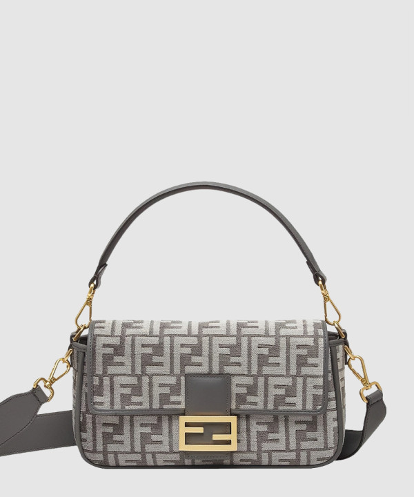 펜디 바게트백 미듐 8BR600