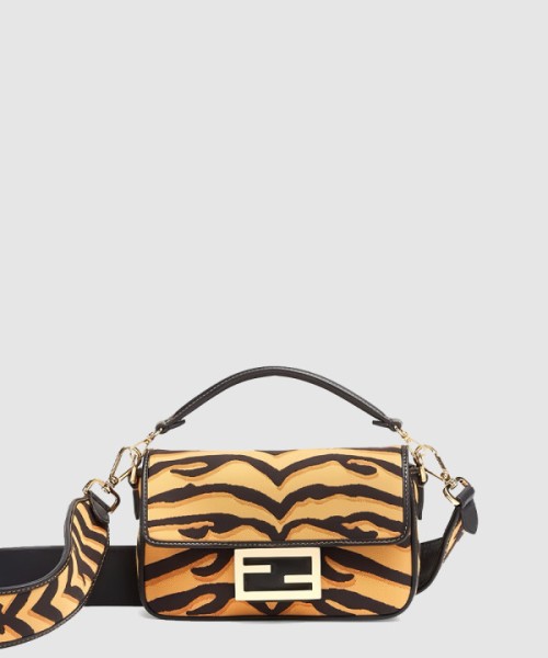 펜디 미니 캔버스백 8BS017