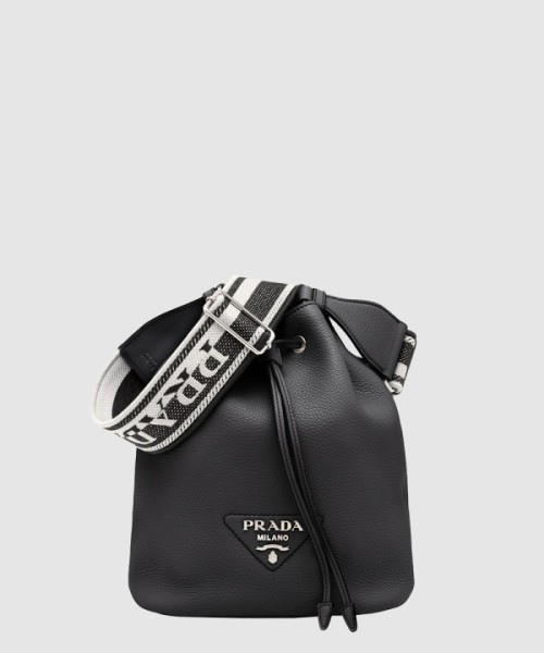 프라다 가죽 버킷백 1BE060