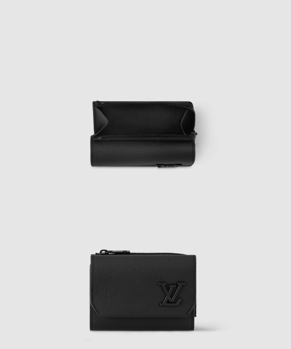 루이비통 파일럿 지갑 M81740