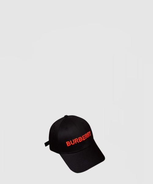 버버리 베이스볼 캡 8015339