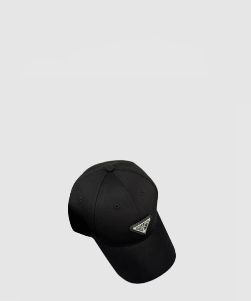 프라다 베이스볼 캡 1HC633