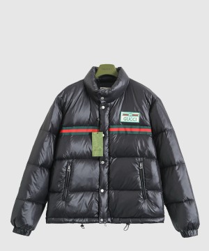 구찌 로고패치 테크니컬 방수 다운 패딩