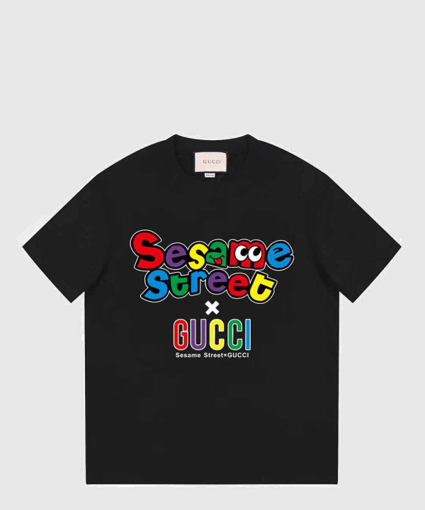 구찌 로고 프린트 반팔