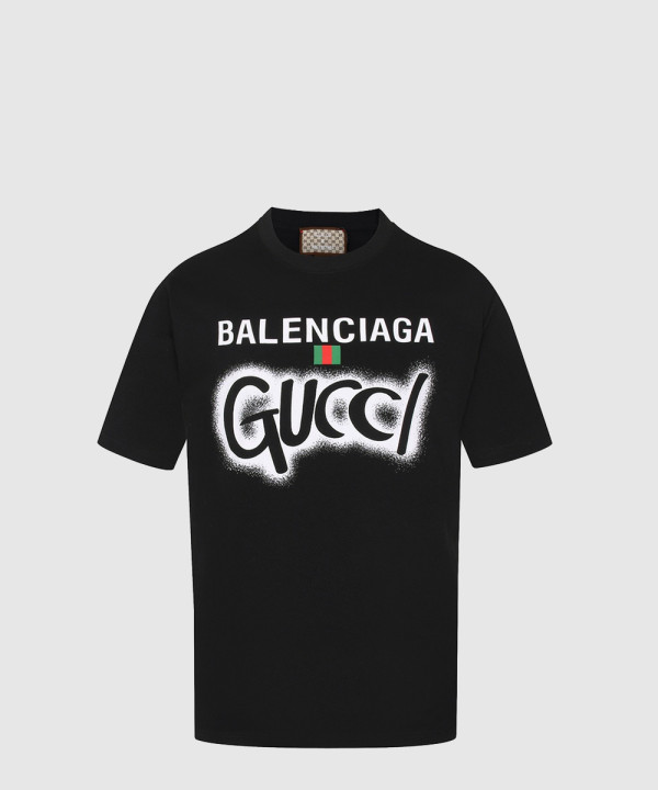 구찌 로고 프린트 반팔