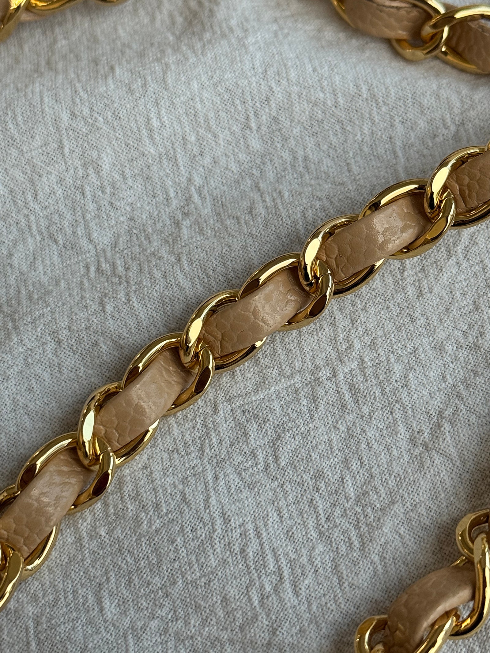90000257_d10.jpg