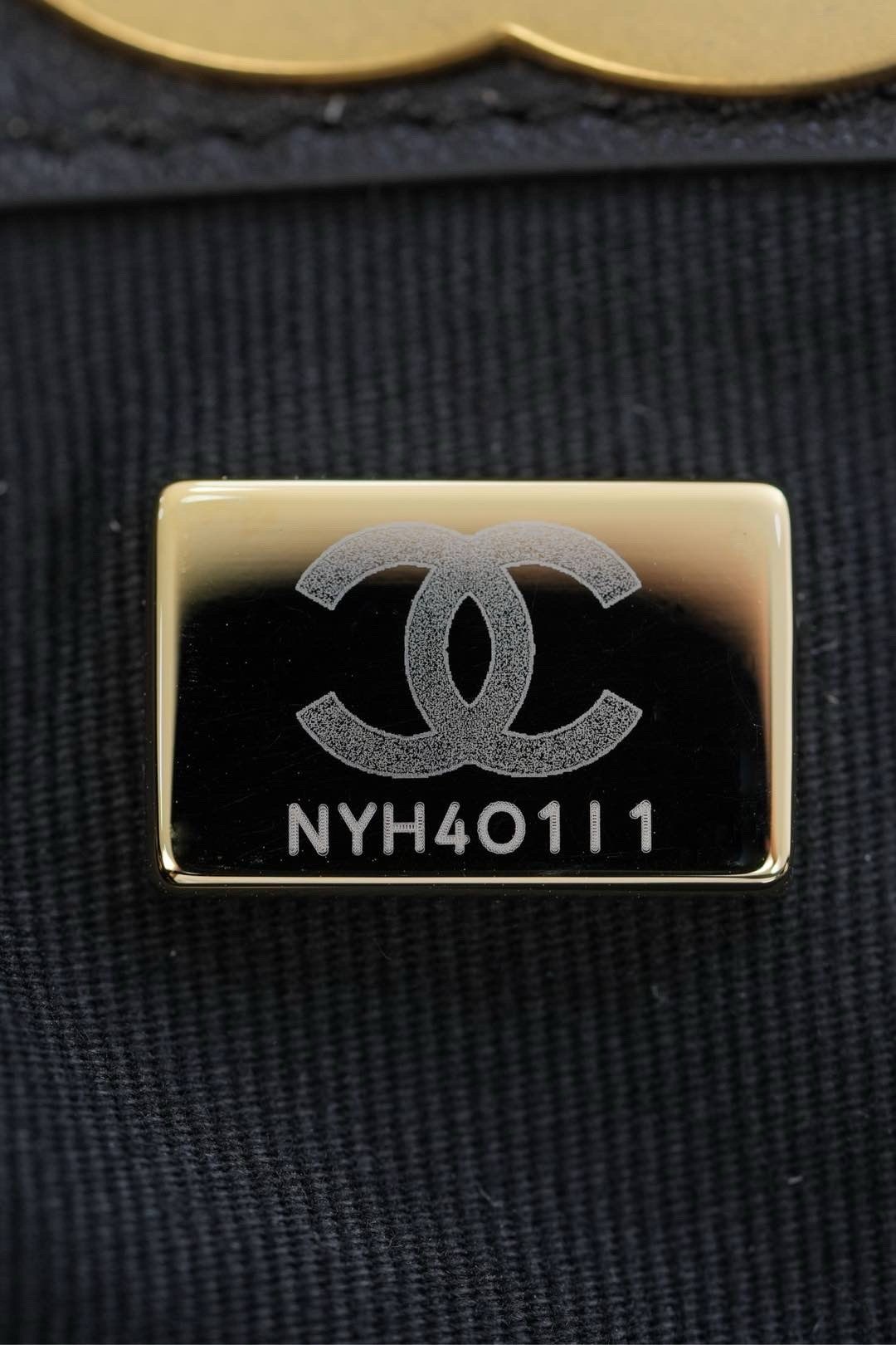 90000693_d22.jpg