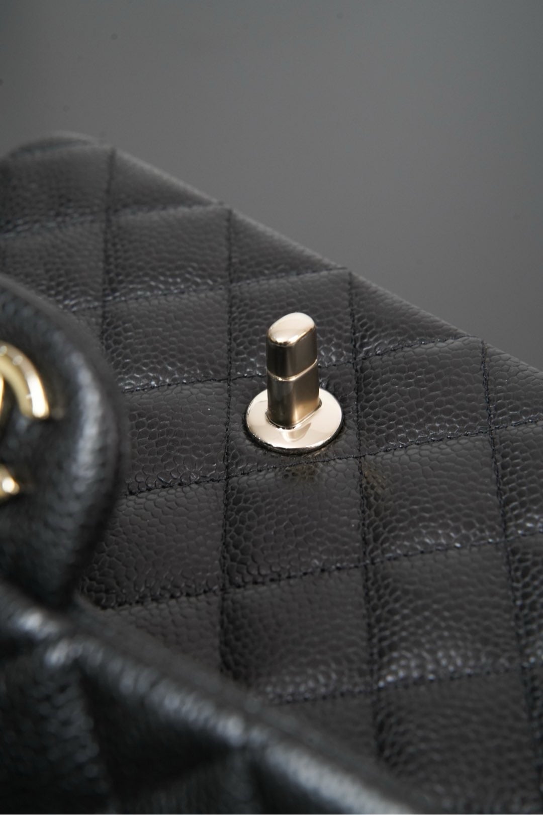 90001100_d26.jpg