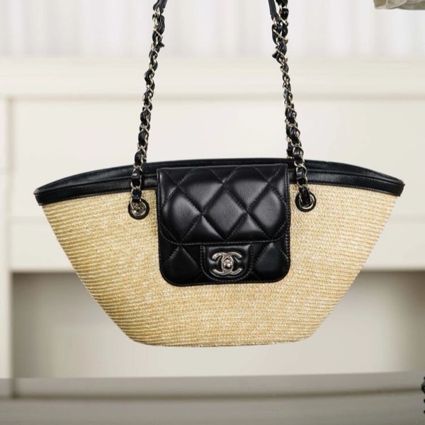 [정품최상급] 샤넬 26C 포켓 라탄 라피아 바스켓 버킷백 18