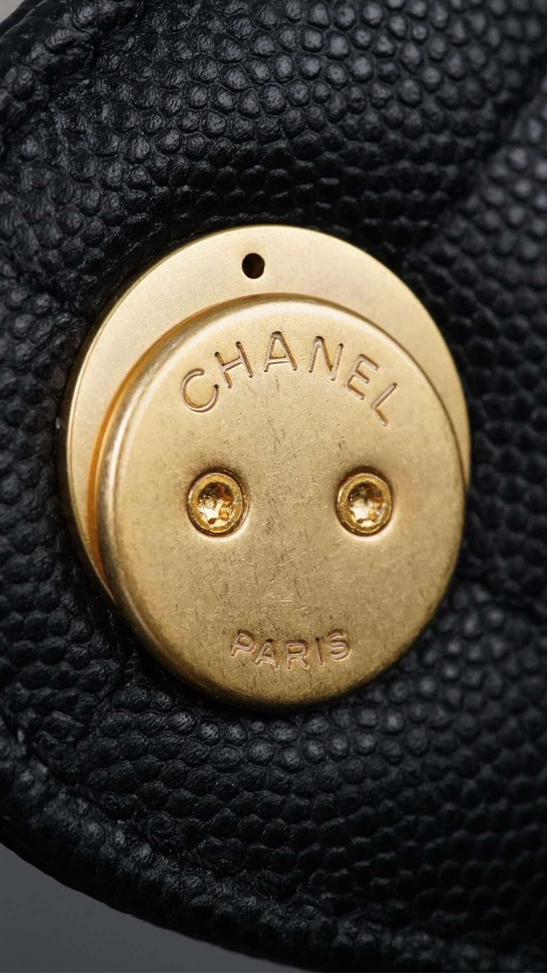90022857_d12.jpg