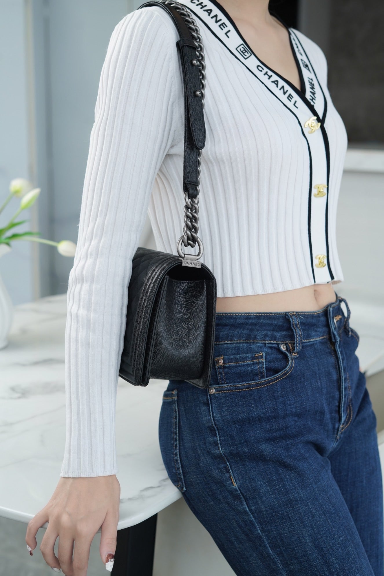 90027110_d20.jpg