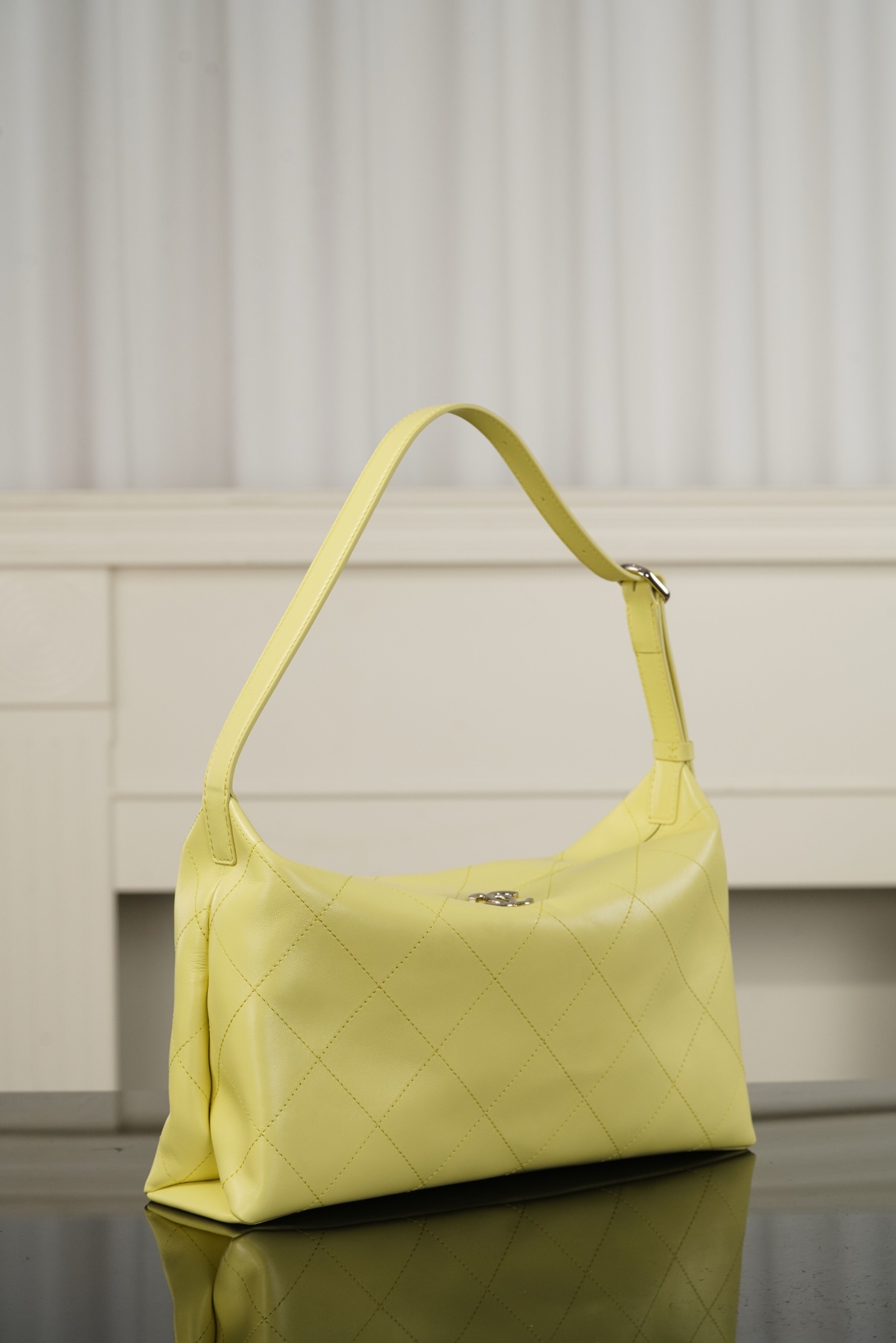 샤넬 26P 퀼팅 호보백 35
