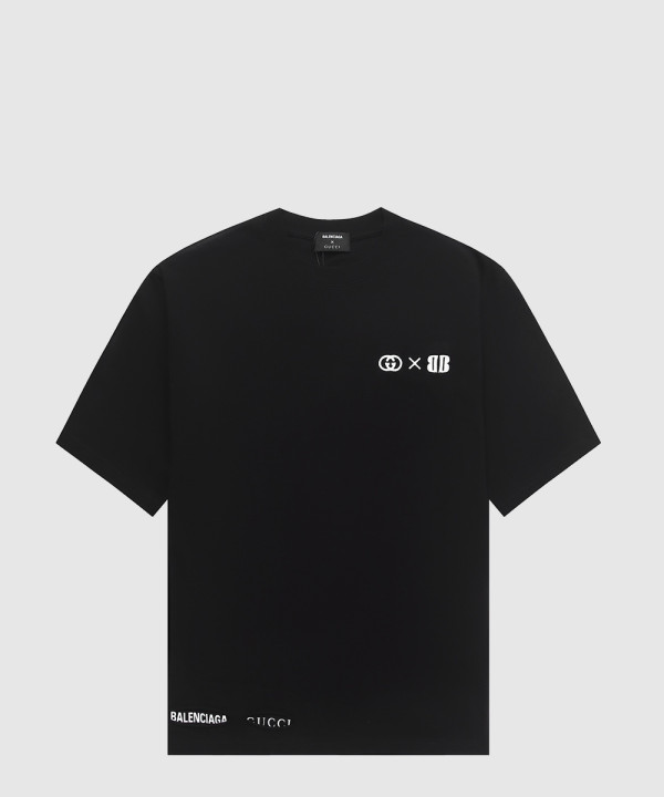 구찌 로고 프린트 반팔