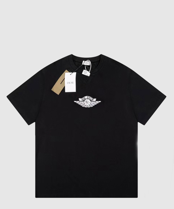 디올 로고 프린트 반팔