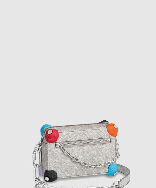 루이비통 미니 소프트 트렁크 M81606