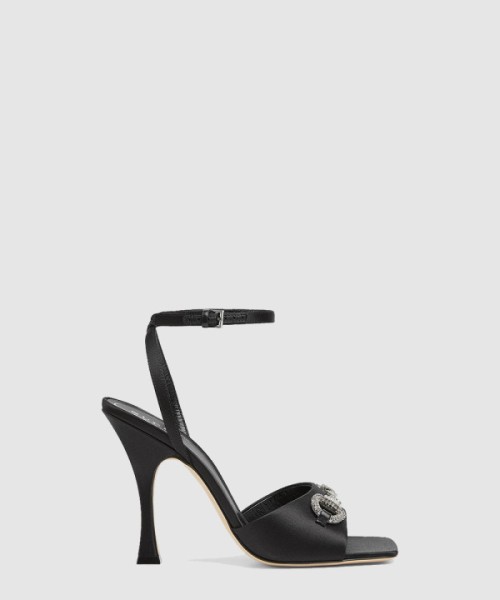 구찌 크리스탈 호스빗 장식이 있는 샌들 834344