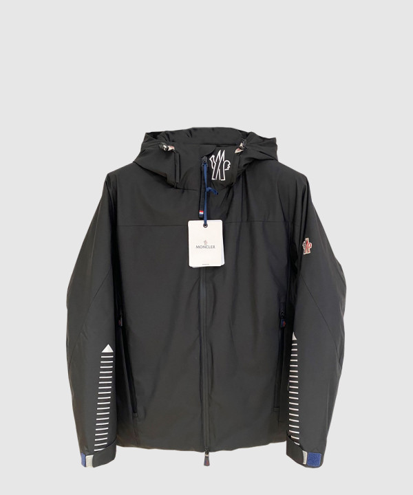 몽클레어 로고 집업 자켓