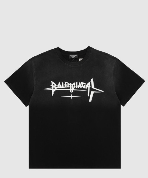 발렌시아가 티셔츠