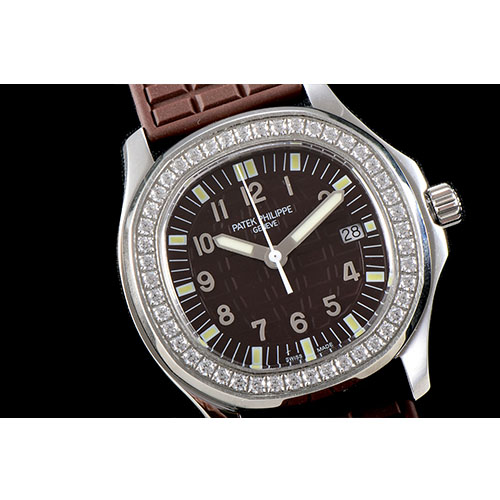 파텍필립 아쿠아넛 35mm-15 칼리버