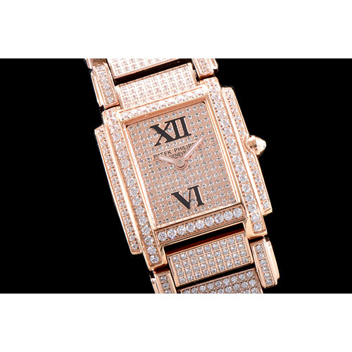 파텍필립 트웬티포-4 쿼츠 490950R