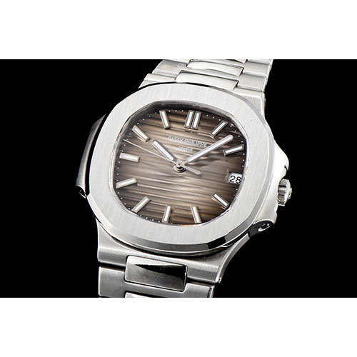 파텍필립 노틸러스-65 57111A