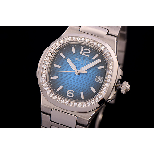 파텍필립 여성용 노틸러스-31 쿼츠 34mm 70111