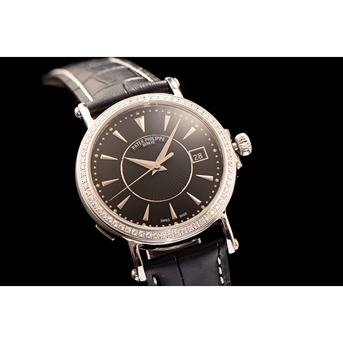 파텔필립 칼라트라바-38 칼리버