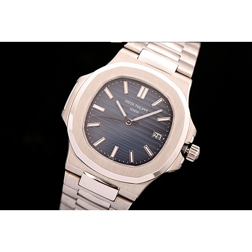 파텍필립 노틸러스-7 5711