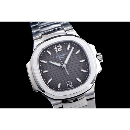 파텍필립 여성용 노틸러스-22 칼리버 71181A-011