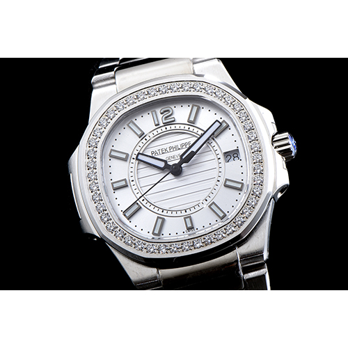 파텍필립 여성용 노틸러스-15 쿼츠 70081A-011